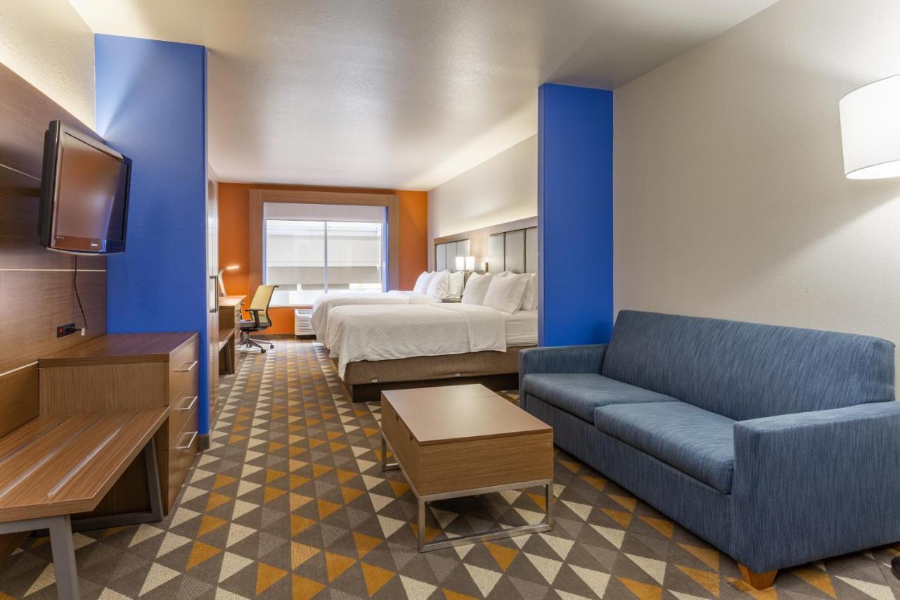 Holiday Inn Express Rockford-Loves Park By Ihg Exterior foto