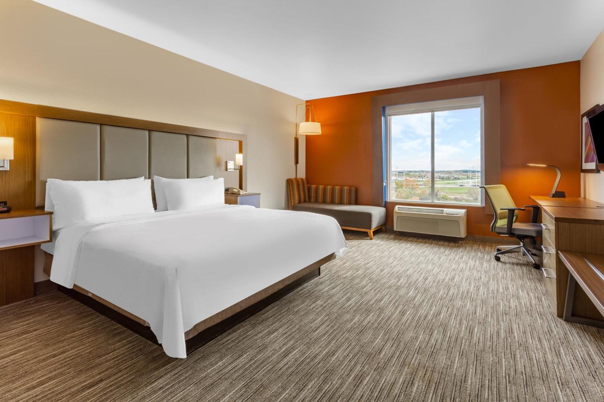 Holiday Inn Express Rockford-Loves Park By Ihg Exterior foto