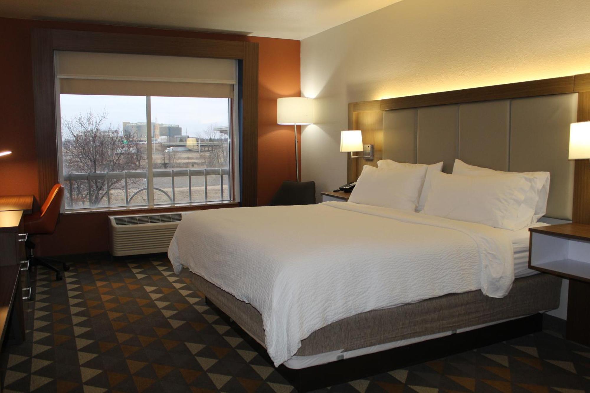 Holiday Inn Express Rockford-Loves Park By Ihg Exterior foto